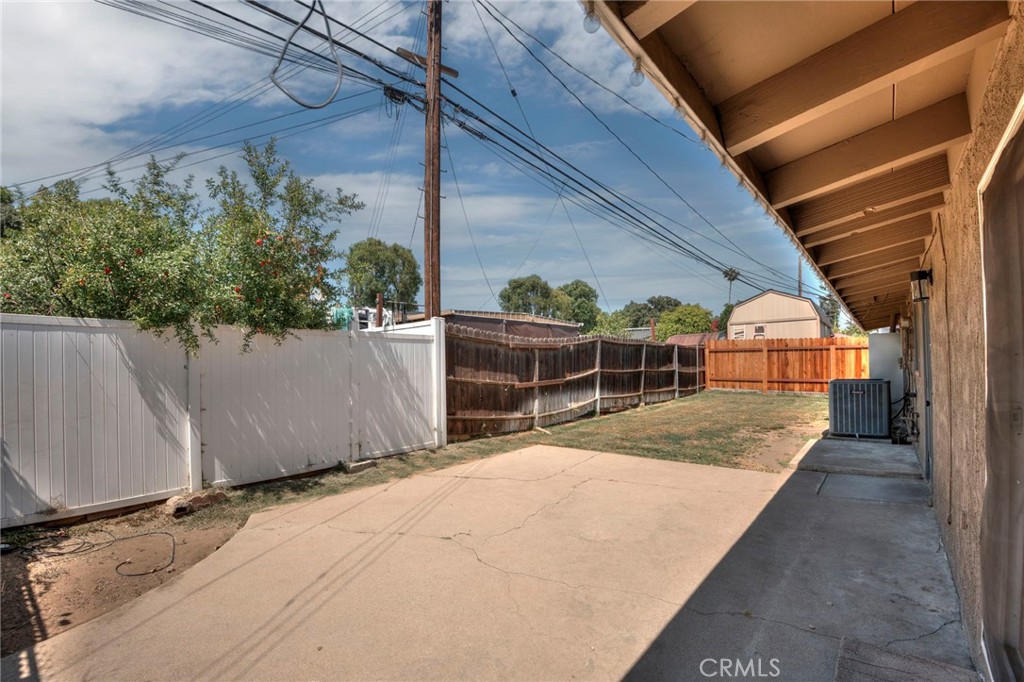 19079 E Linfield Property Photo 31