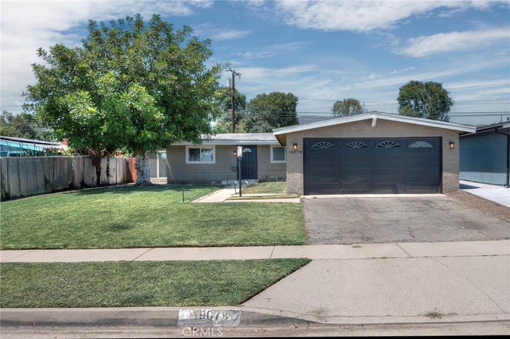 19079 E Linfield Property Photo 33