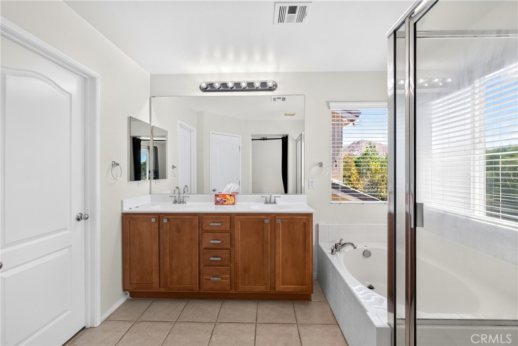 1205 Strand Property Photo 32