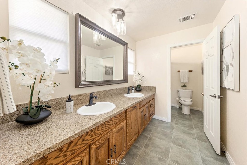 20949 Ambushers Street Property Photo 11