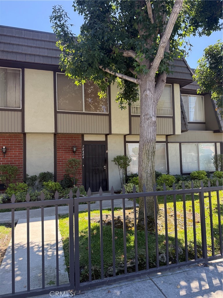 10404 Artesia Boulevard Property Photo 1
