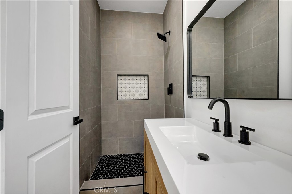 3515 S Norton Property Photo 44