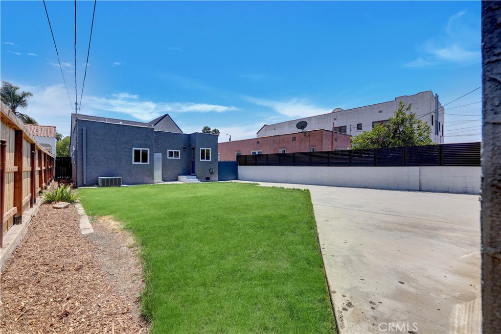 3515 S Norton Property Photo 45