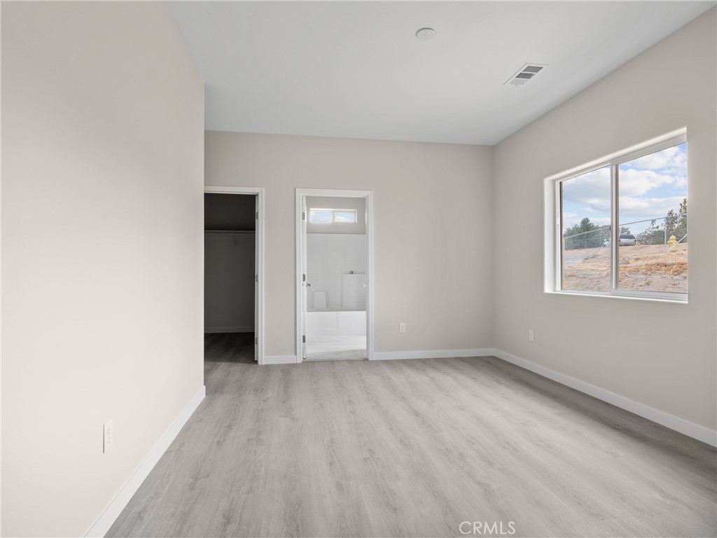 8411 Buckthorn Property Photo 6