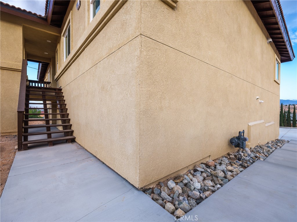 8411 Buckthorn Property Photo 38