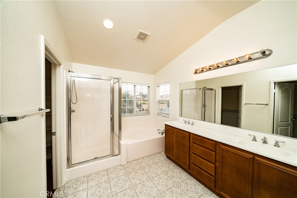 15929 San Leandro Drive Property Photo 19
