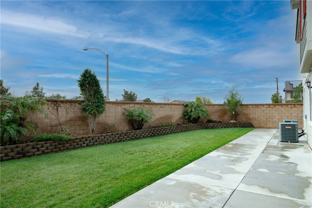 15929 San Leandro Drive Property Photo 27