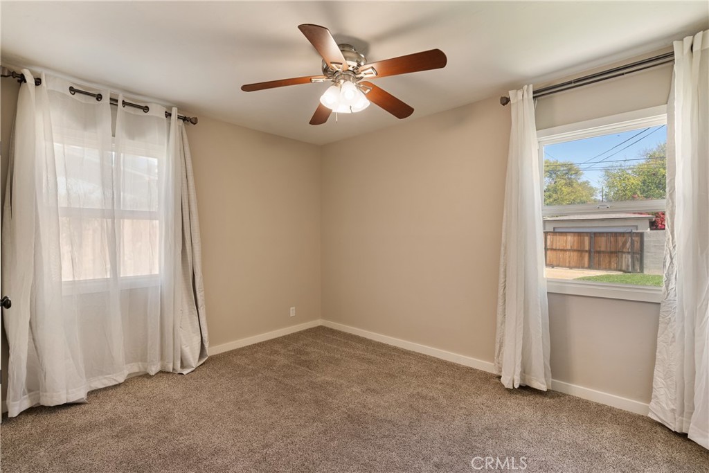 686 N Ukiah Way Property Photo 15