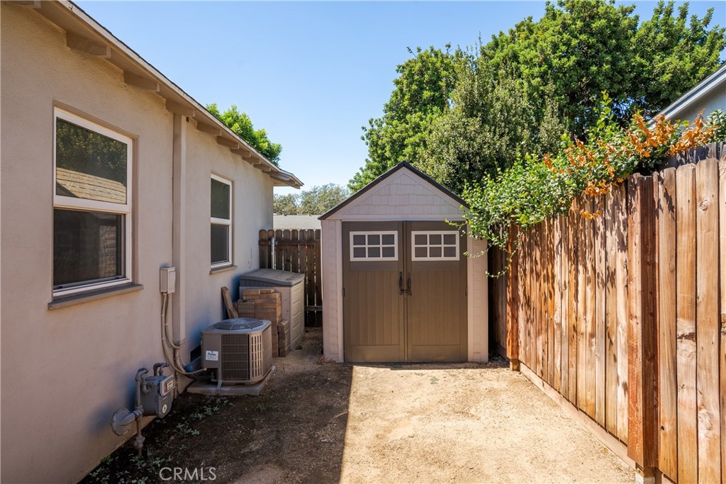 686 N Ukiah Way Property Photo 26