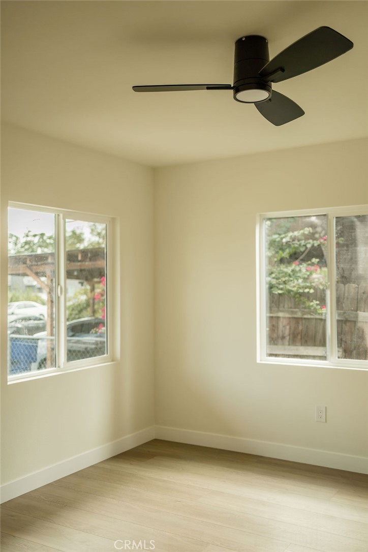 164 E 10th Street Property Photo 15