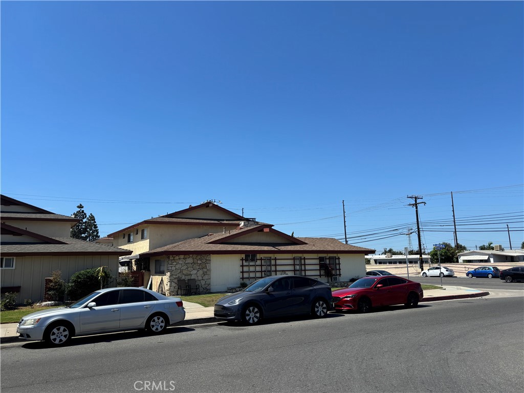 12501 Orrway Drive Property Photo 11