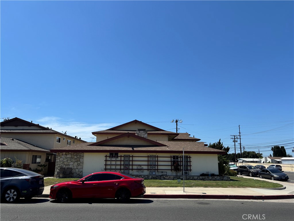 12501 Orrway Drive Property Photo 12