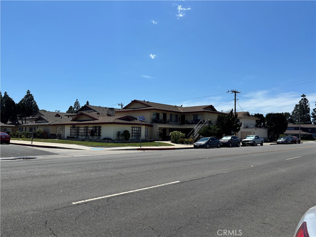12501 Orrway Drive Property Photo 13