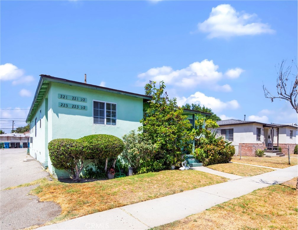 221 S Bushnell Avenue Property Photo 15
