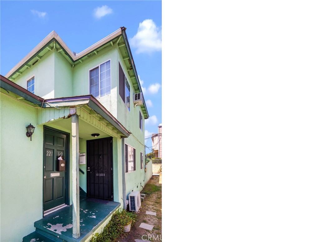 221 S Bushnell Avenue Property Photo 17