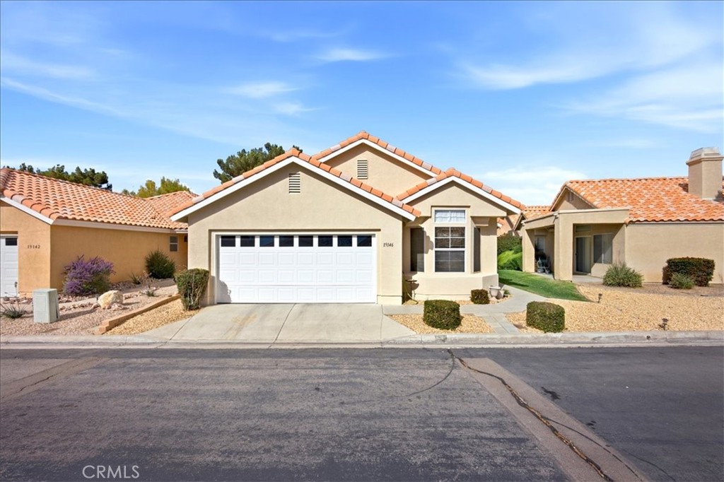 19146 Oak Property Photo 5