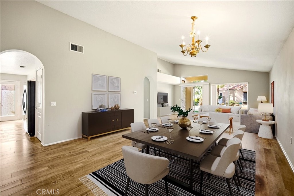 19146 Oak Property Photo 6