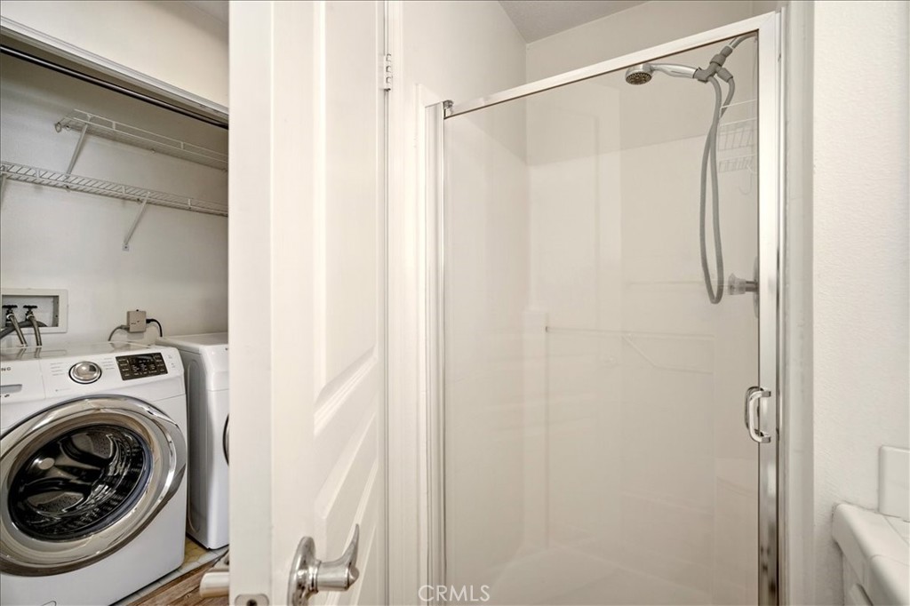 19146 Oak Property Photo 29