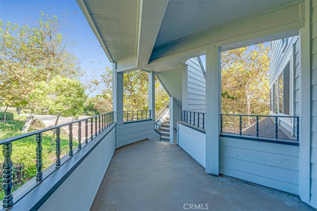 1005 Lakeview Property Photo 4