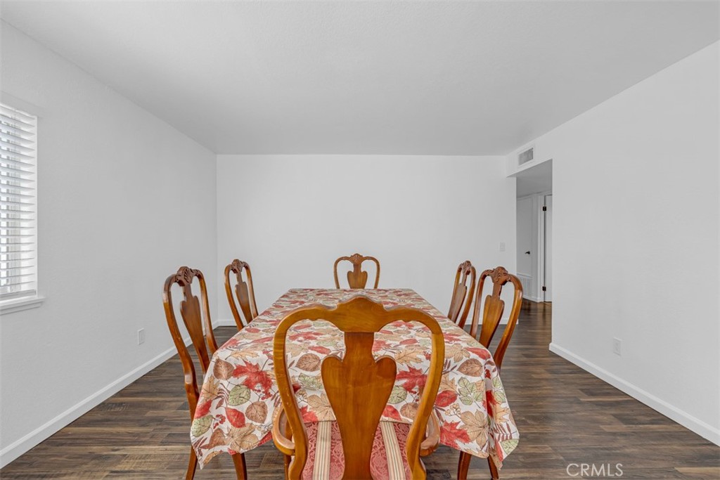 1005 Lakeview Property Photo 24