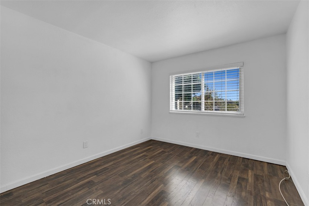 1005 Lakeview Property Photo 27