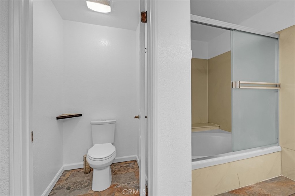 1005 Lakeview Property Photo 35
