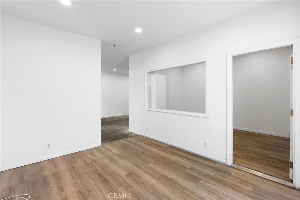 129 S 8th Property Photo 33