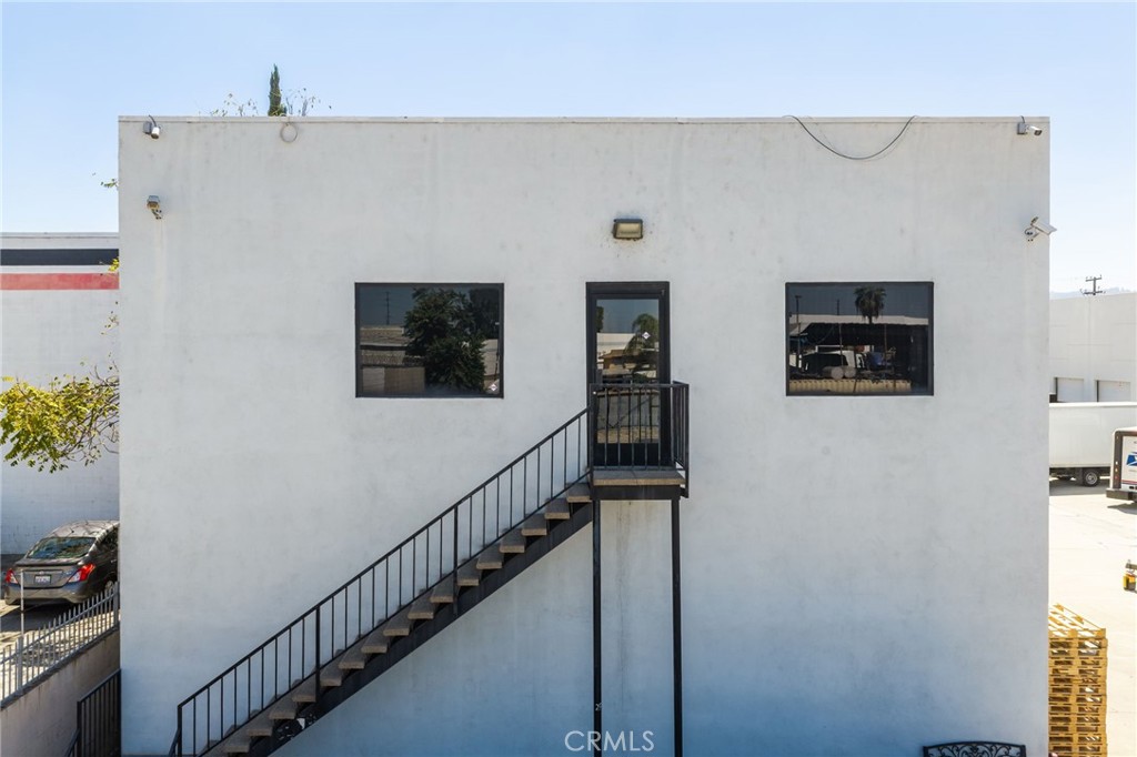 129 S 8th Property Photo 38