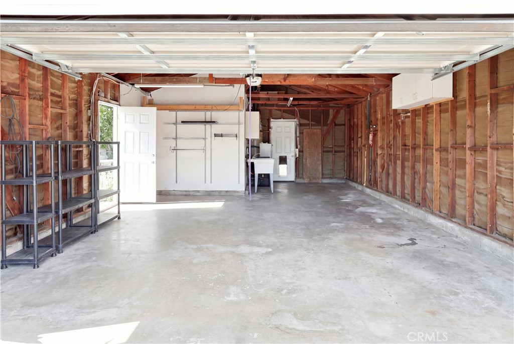 1530 Athol Street Property Photo 21