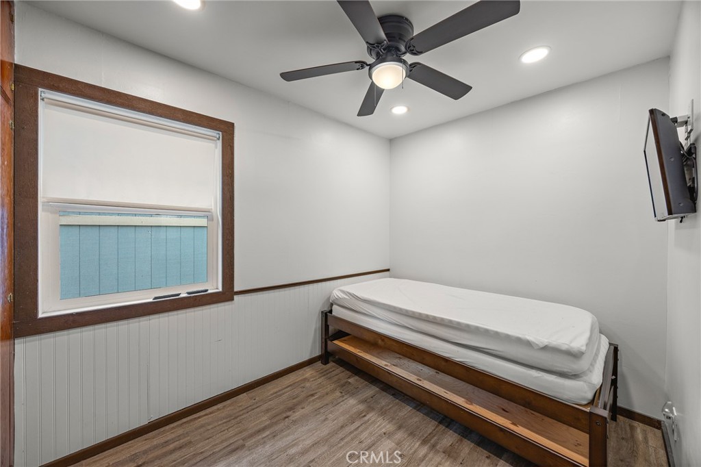 23376 Crestline Road Property Photo 14