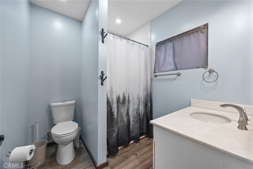 23376 Crestline Road Property Photo 18