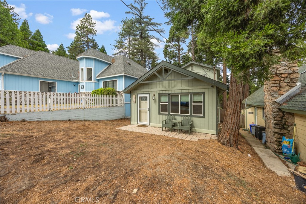 23376 Crestline Road Property Photo 27