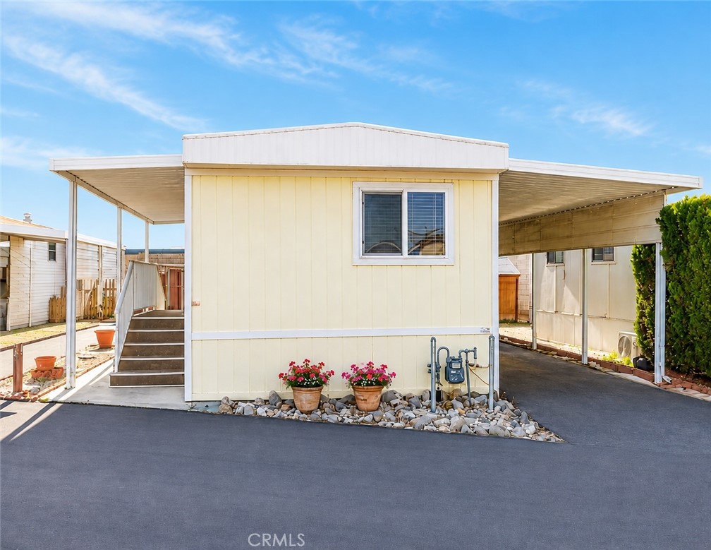 14411 Palmdale Property Photo 1