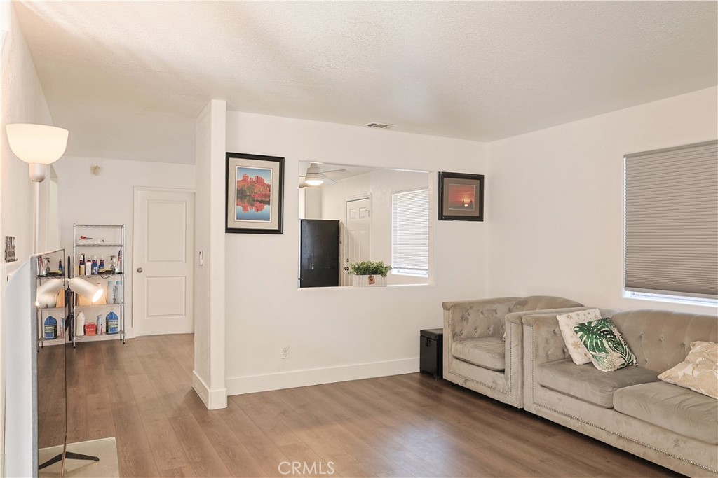 2214 W Wardlow Property Photo 1