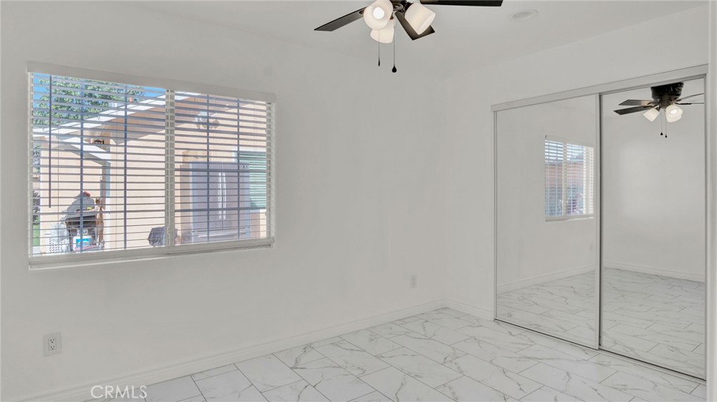 2239 W Lincoln Street Property Photo 12