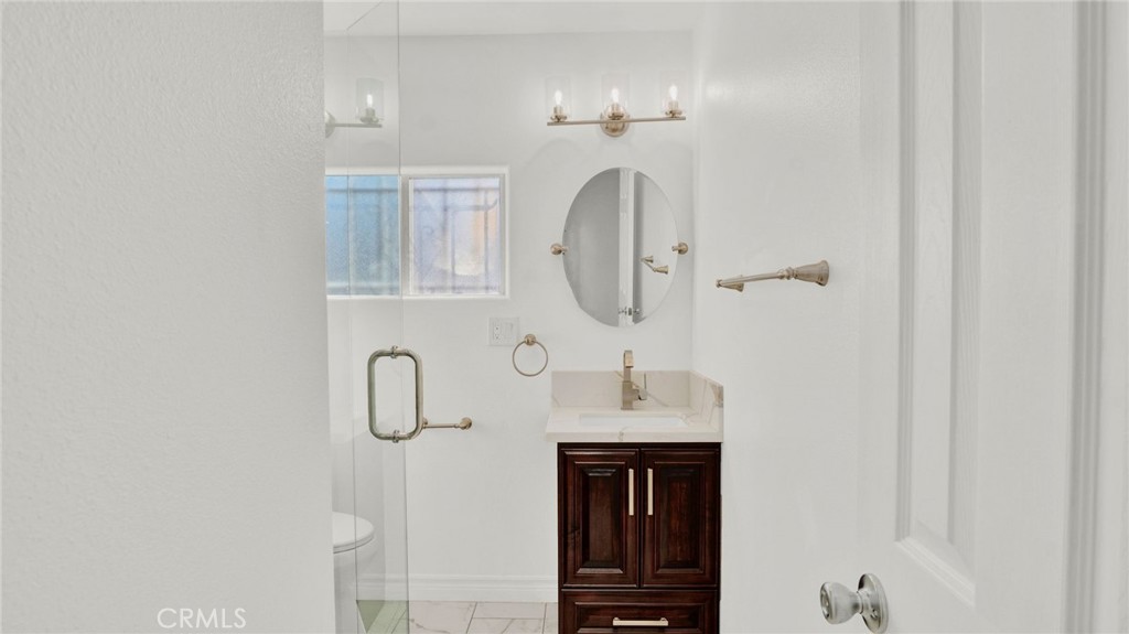 2239 W Lincoln Street Property Photo 17