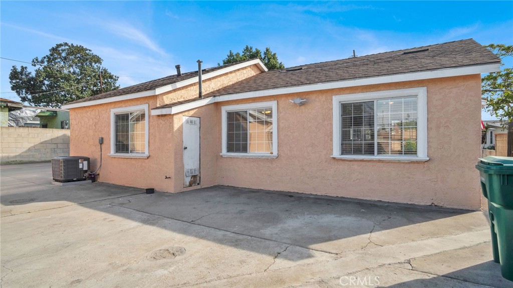 2239 W Lincoln Street Property Photo 23