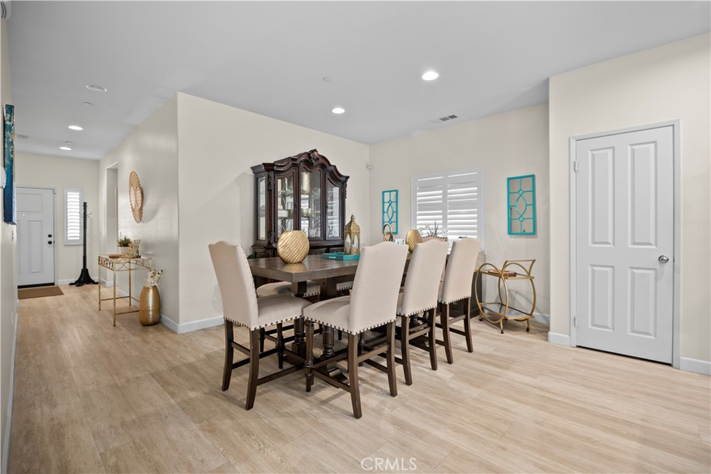 16773 Buttonwood Lane Property Photo 4