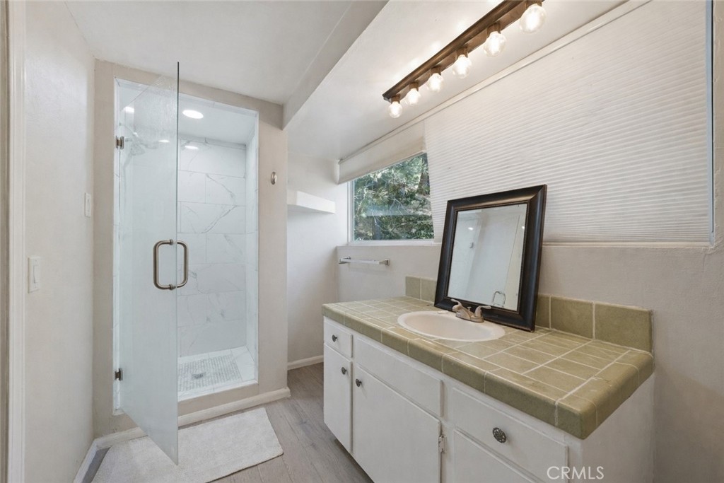 2073 Mojave Scenic Drive Property Photo 6