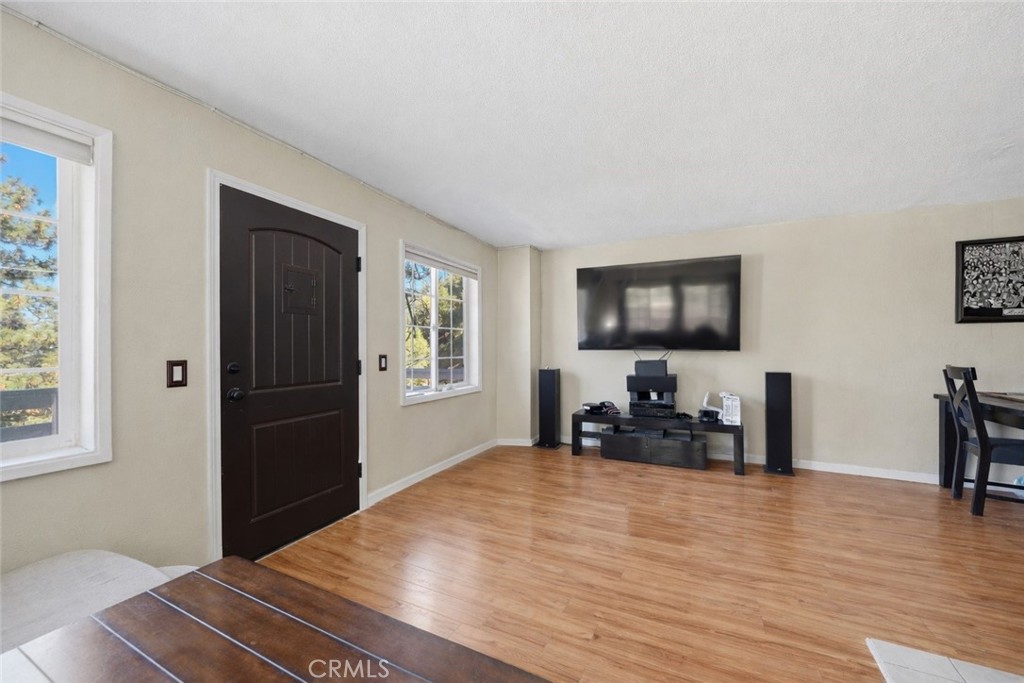 2073 Mojave Scenic Drive Property Photo 13
