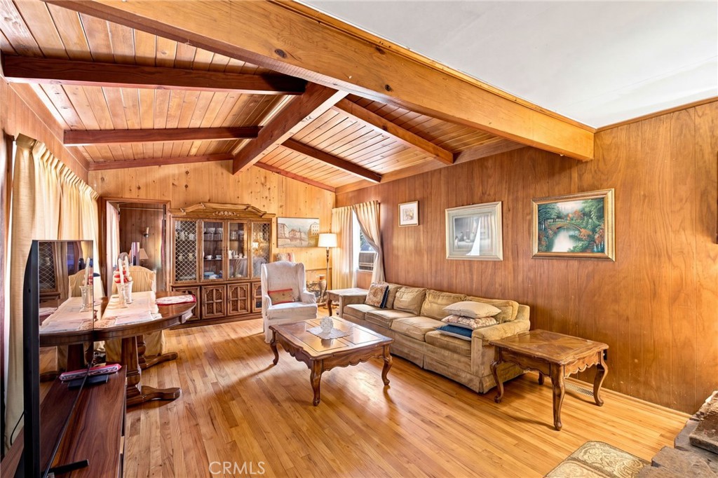 101 Weisshorn Property Photo 12