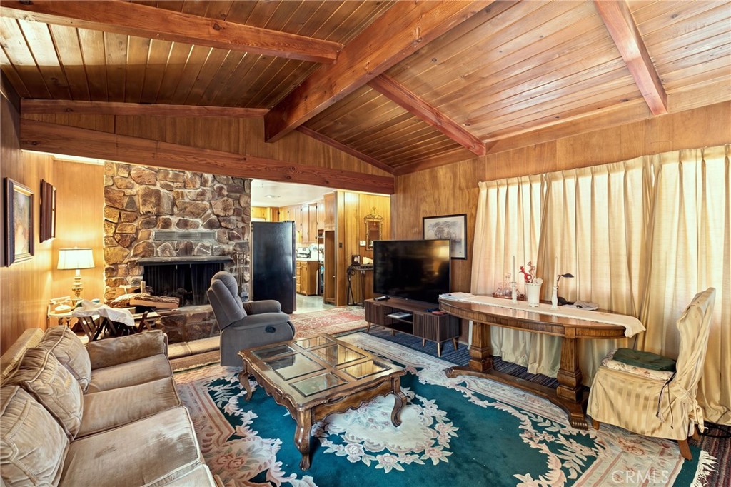 101 Weisshorn Property Photo 13
