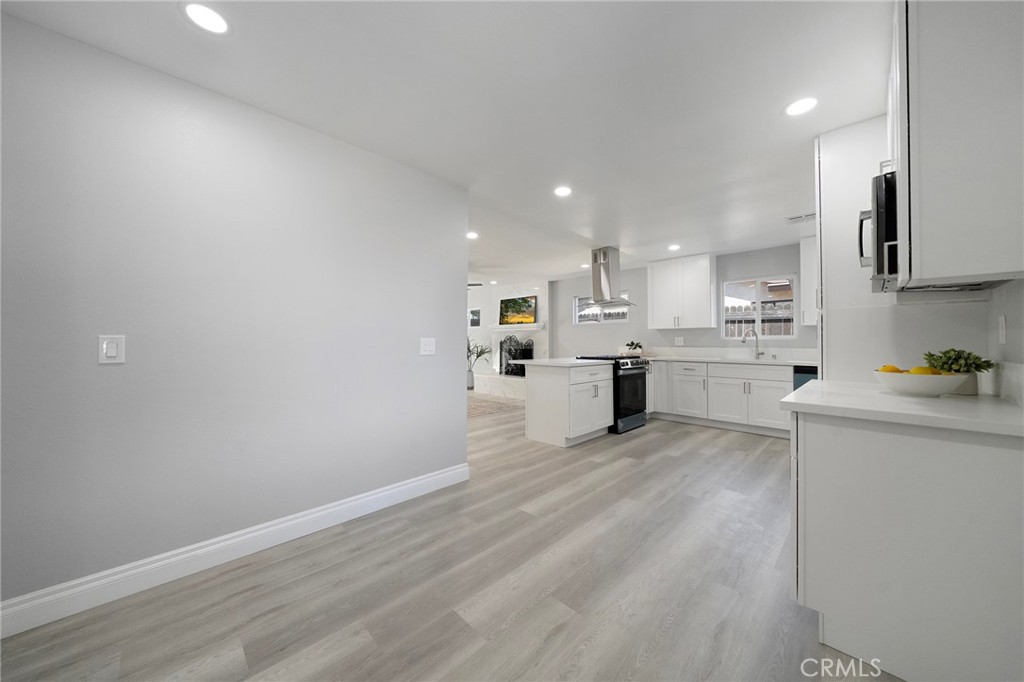 675 Palo Alto Avenue Property Photo 6