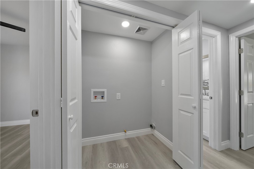 675 Palo Alto Avenue Property Photo 7