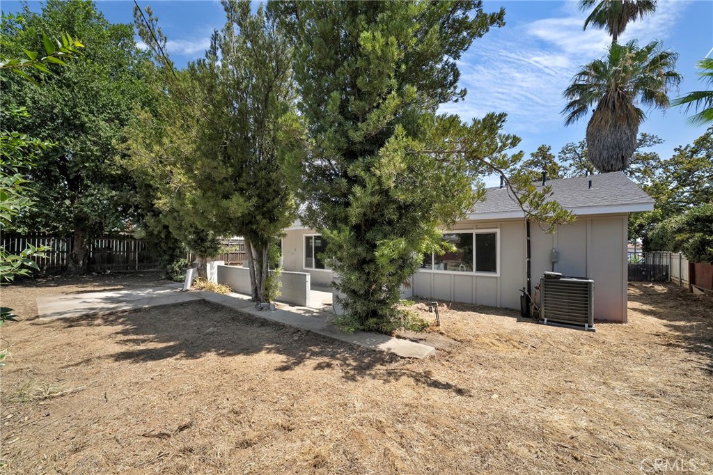 675 Palo Alto Avenue Property Photo 31