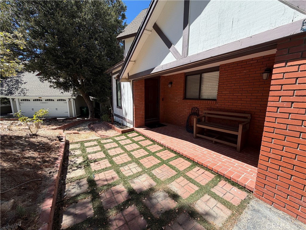 1228 Acadia Property Photo 2