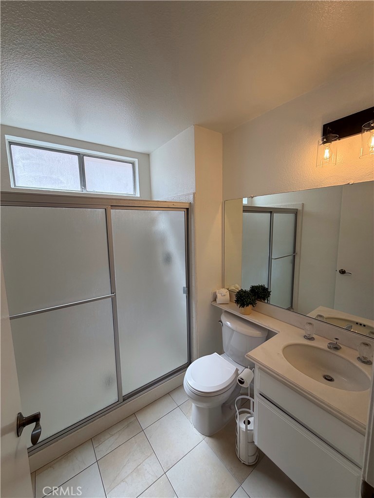 23475 Ribalta Property Photo 10