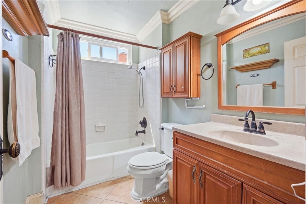 710 S Ridgeview Property Photo 37