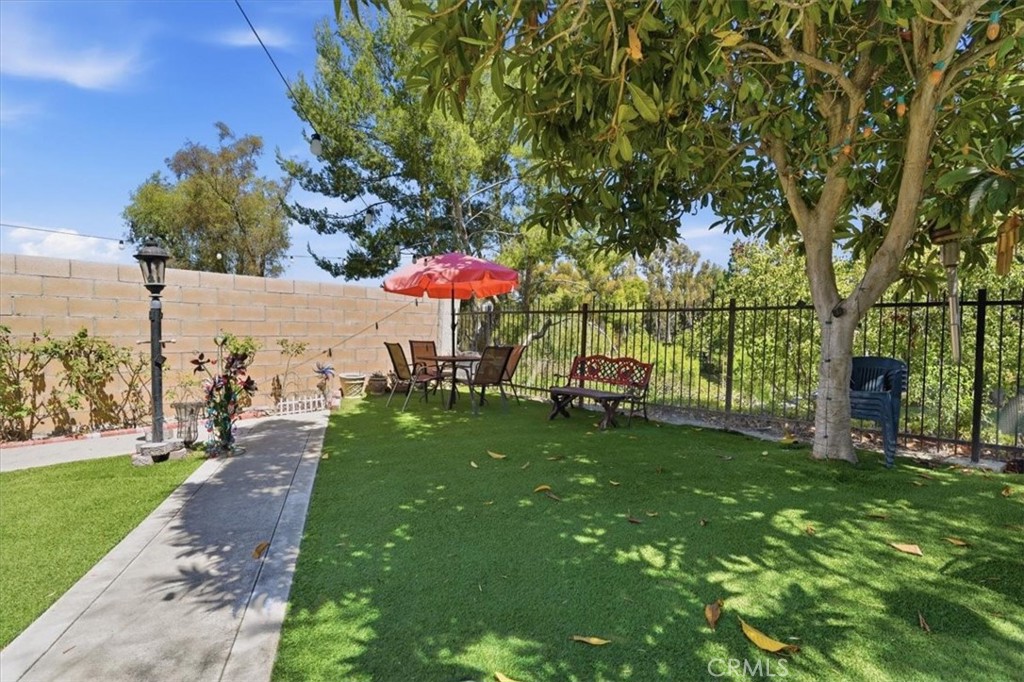 710 S Ridgeview Property Photo 48