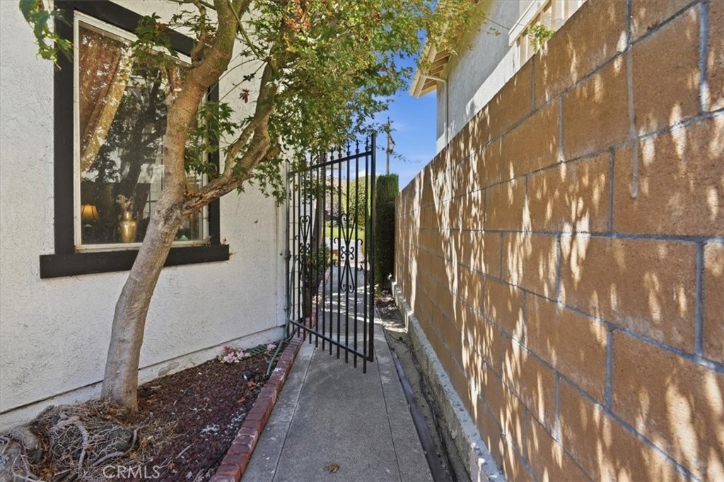 710 S Ridgeview Property Photo 51